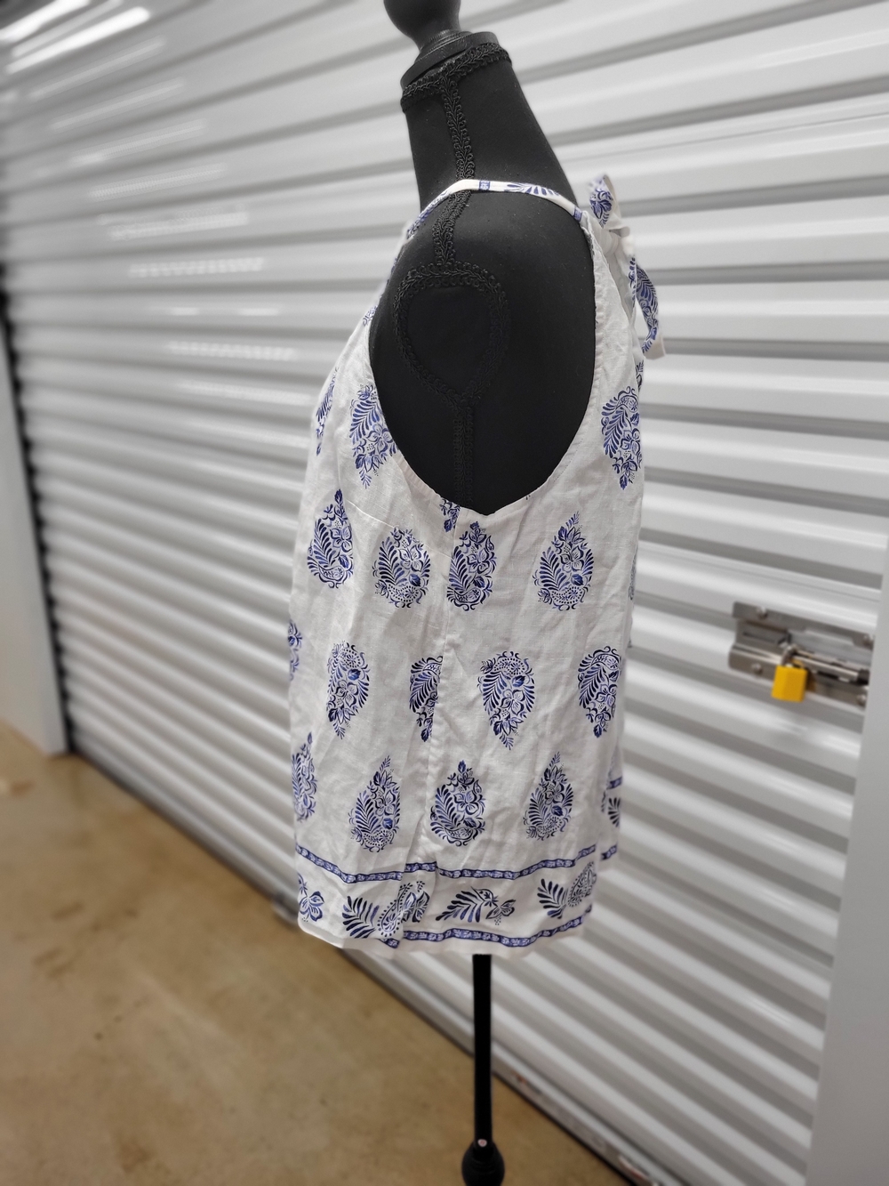 Tommy Bahama Linen Paley's Paisley Halter Top Women's XL Cobalt Sea Resort Vacay - Picture 6 of 8